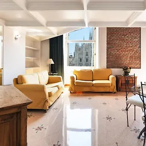 Appartamento Duomo Cathedral View - Luxury, Milano